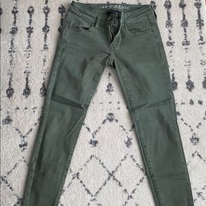 American Eagle Army Green jeans size 2